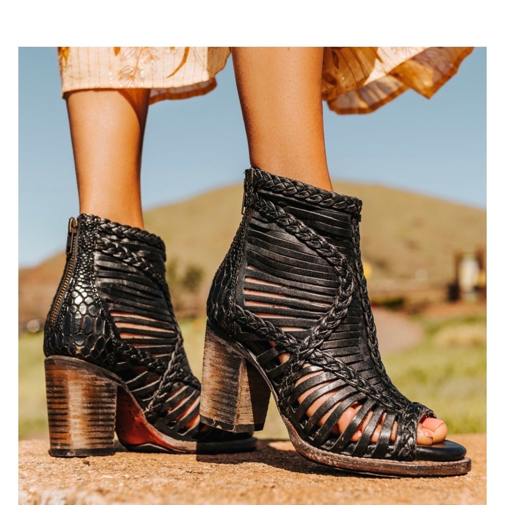 COPY - FreeBird Bela Heeled Sandals Size 7